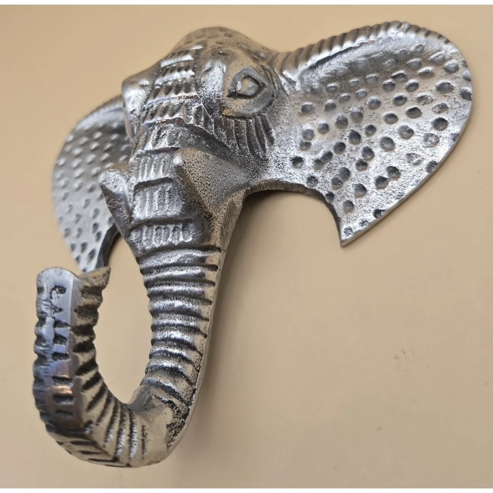 Elephant Medal‎ Wall Decor Good To Hang Things